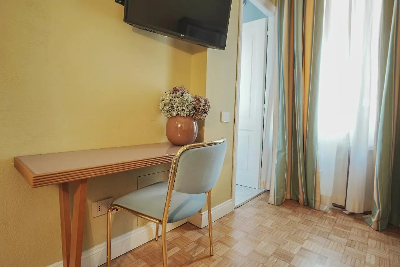 ***  Hotel City Palazzo Dei Cardinali Rome Italy